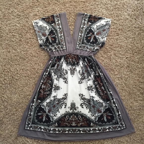 Venus Boho Paisley Print Dress - Picture 6 of 10